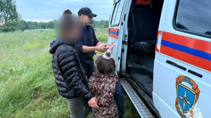 В Тверской области трое потерялись в лесу на квадроцикле - спасатели выручили - новости ТИА