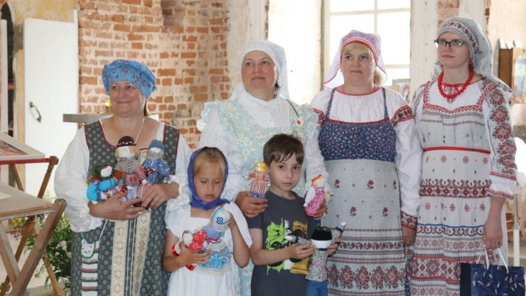 Пятый фестиваль-слёт "Семейная поляна" проходит в Тверской области - новости ТИА