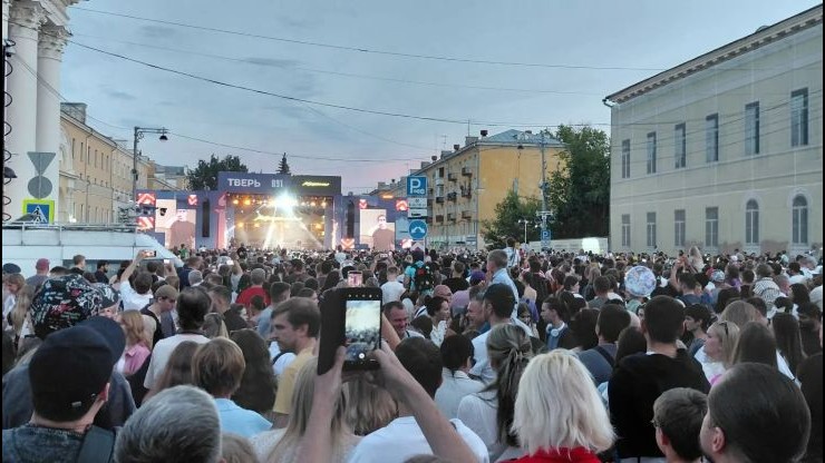 Звезды "Фабрики" на сцене на Дне города Твери - новости ТИА