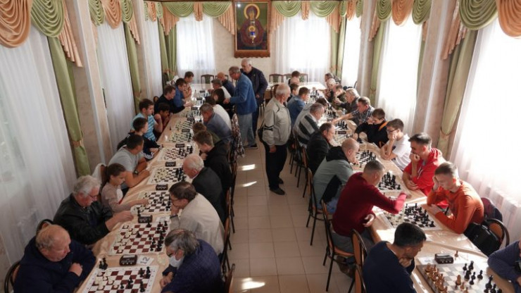 В Торжке победителей шахматного турнира проводили колокольным звоном - новости ТИА