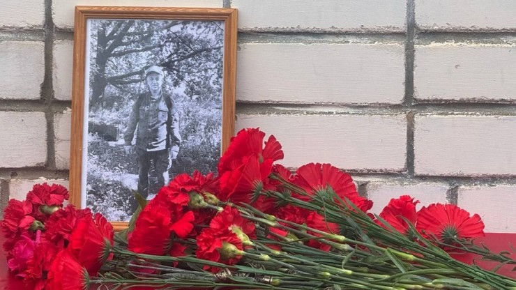 В Ржевских школах увековечили память выпускников, погибших на СВО - новости ТИА