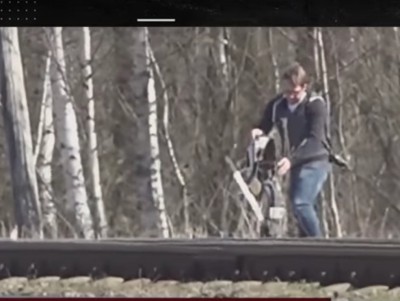 Появилось видео кражи флюгарки в Тверской области сотрудником посольства США - Новости ТИА