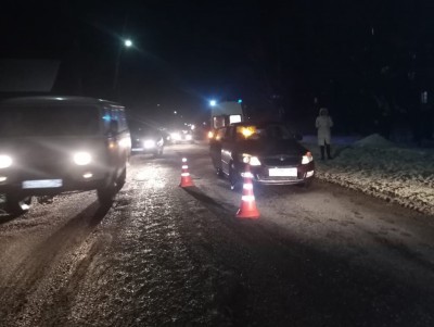 В аварии на дороге в Тверской области женщина получила переломы ребер - Новости ТИА