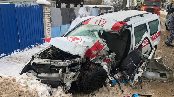 Скончался водитель скорой, попавшей в аварию в Тверской области - новости ТИА