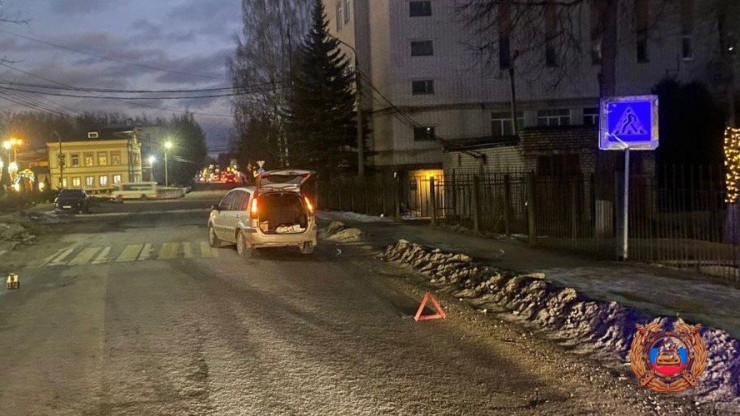 В Тверской области две девушки попали под машину - новости ТИА