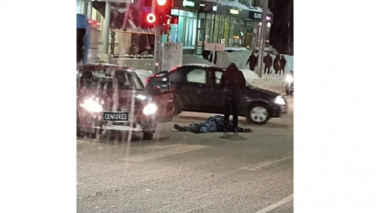 Водитель "вырубил" пешехода на перекрестке в центре Твери - новости ТИА