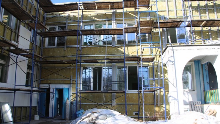 Депутаты проверили, как идет ремонт в тверской школе №16 - новости ТИА