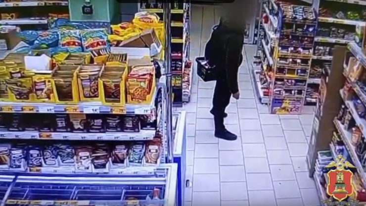 Макароны, курица, коньяк и кола: житель Твери устроил ужин и попал под уголовное дело - новости ТИА