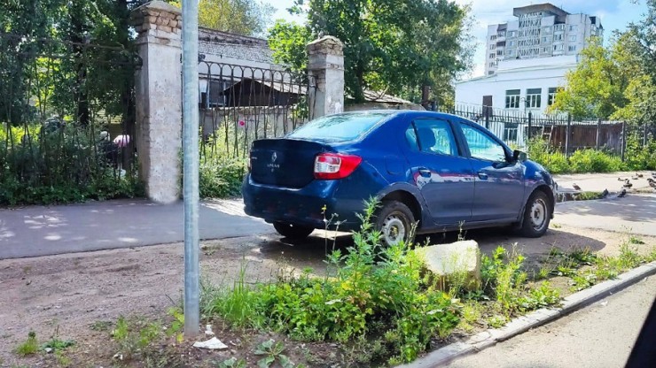 В Твери за неправильную парковку оштрафовали больше 830 владельцев авто - новости ТИА