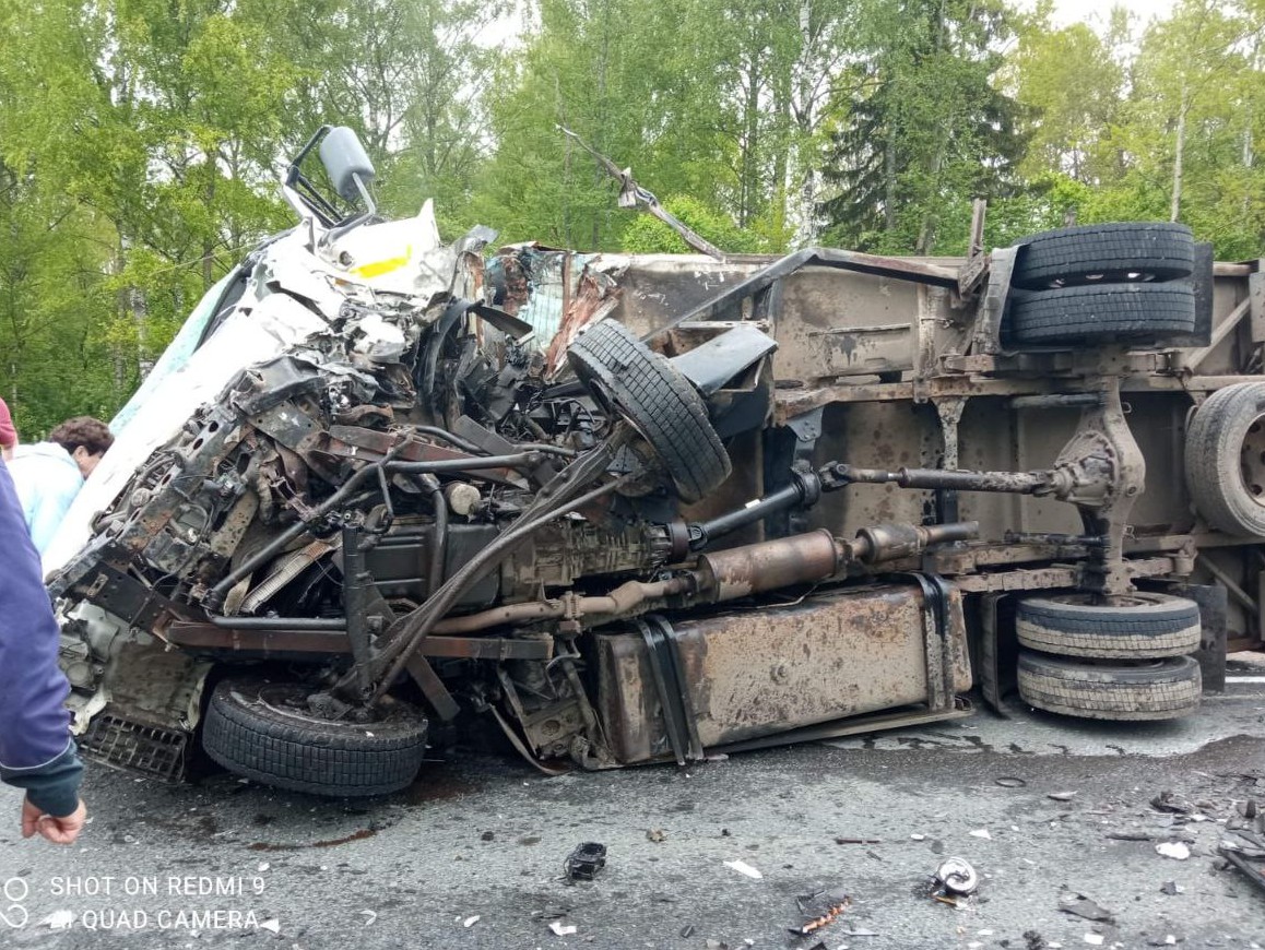 В Тверской области в аварии погиб водитель Audi Q7 | 31.05.2022 | Тверь -  БезФормата