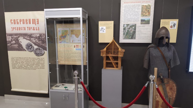 Выставка "Сокровища Древнего Торжка" впервые открыта в Геленджике - новости ТИА