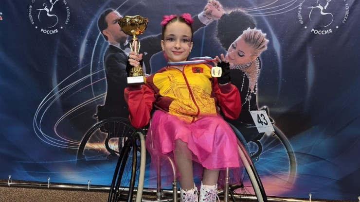 Спортсменка из Осташкова стала триумфатором турнира по танцам на колясках - новости ТИА