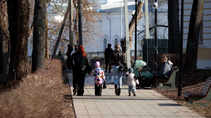 Минтруд напомнил об сроках подачи заявления на семейную выплату - новости ТИА