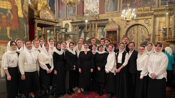 Тверской хор принял участие в богослужении в соборе Московского Кремля - новости ТИА