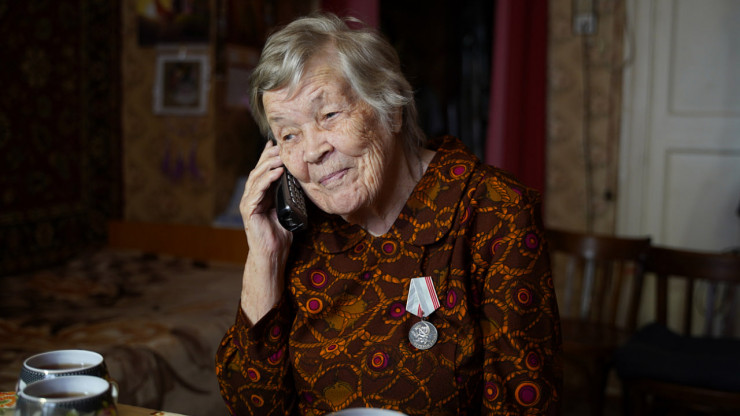 Медсестра из Твери Мария Рослова отмечает 102 года - новости ТИА