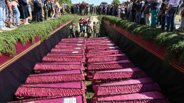 Во Ржеве захоронили останки почти 600 бойцов, павших во время ВОВ - новости ТИА