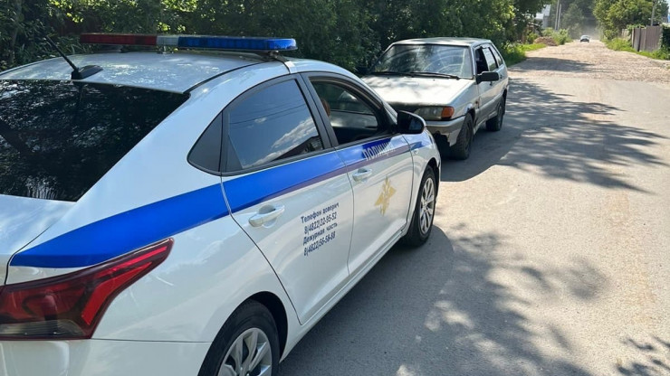 В Калининском районе остановили пьяную женщину-водителя рецидивистку - новости ТИА