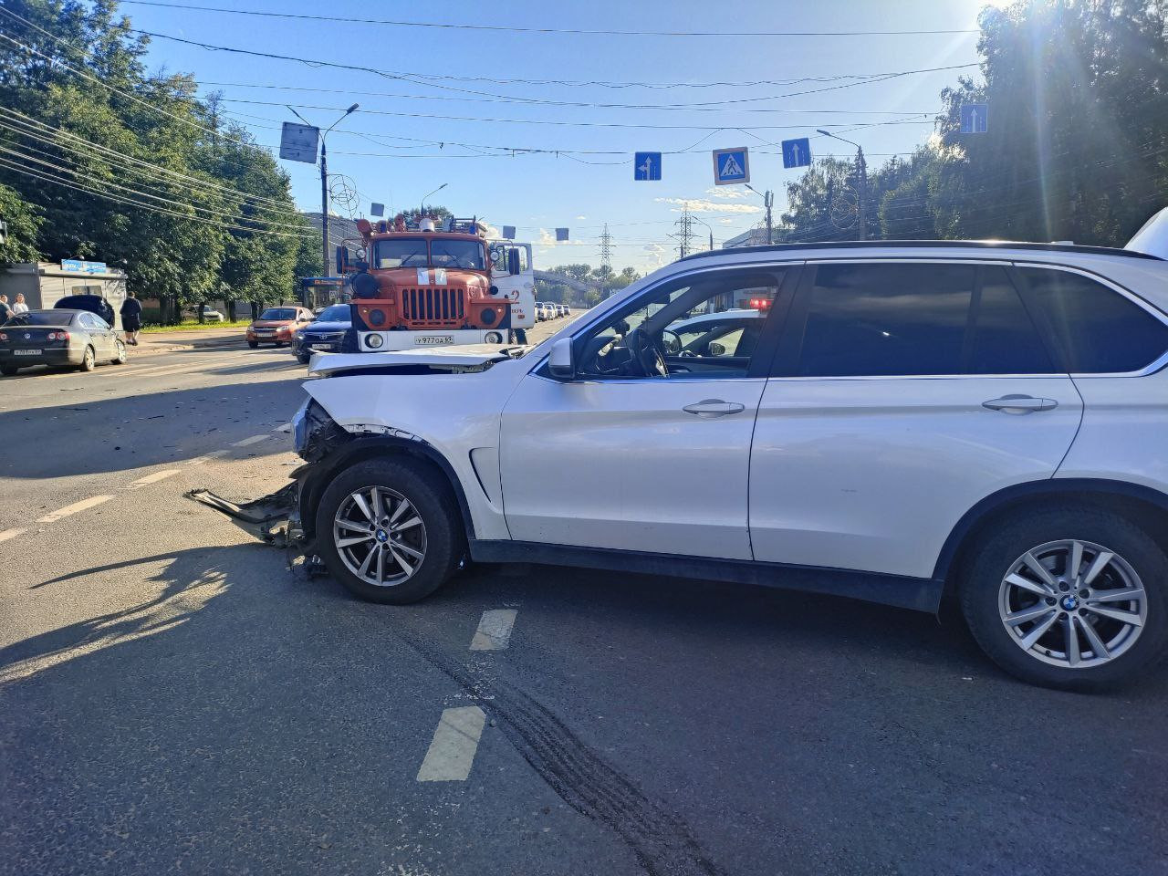 В Твери в аварии на проспекте Калинина пострадали двое детей | 22.06.2024 |  Тверь - БезФормата