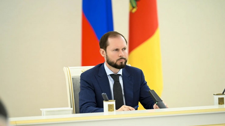 Виталий Королев: Наши жители гордятся российским триколором, чтят героическое прошлое нашей страны - новости ТИА
