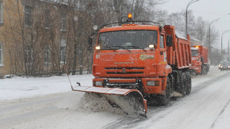 В Твери будут штрафовать владельцев автомобилей, мешающих убирать снег - новости ТИА