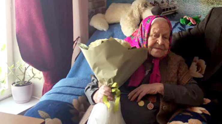 Труженице тыла Антонине Сорокиной исполнилось 102 года - новости ТИА
