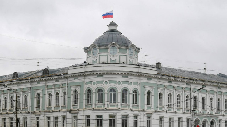 В Тверской области приспускаются флаги в память о жертвах в Крокус Сити - новости ТИА