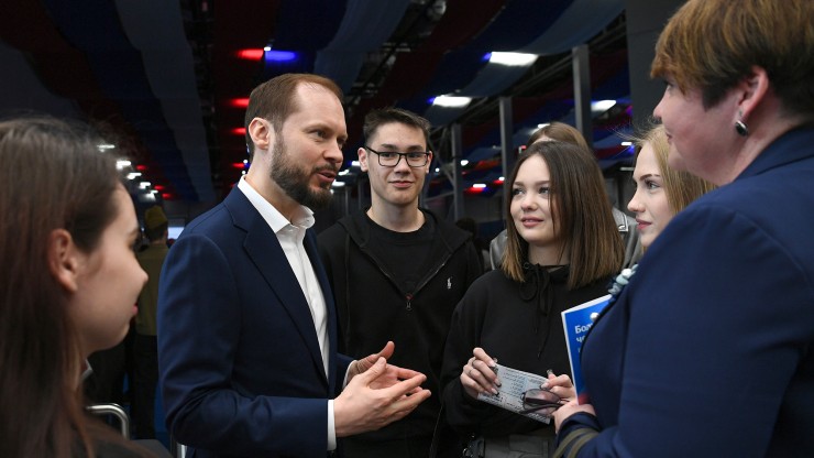 Тверские студенты могут попасть в кадровый резерв исполнительной власти региона - новости ТИА