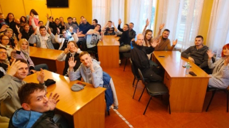 В Твери отметят День русского жестового языка - новости ТИА
