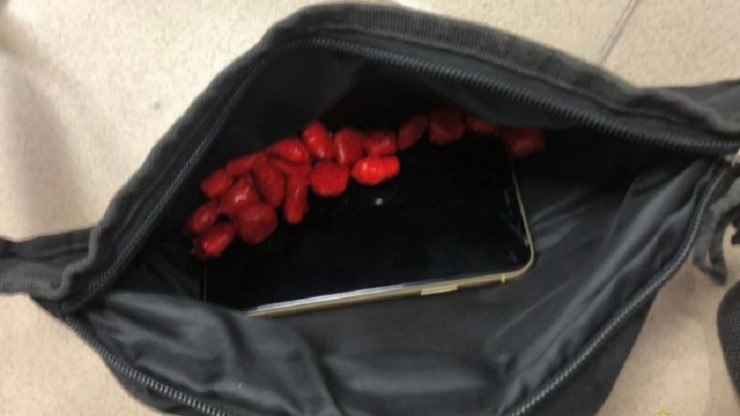 В Твери полицейские задержали мужчину с сумкой с наркотиками - новости ТИА
