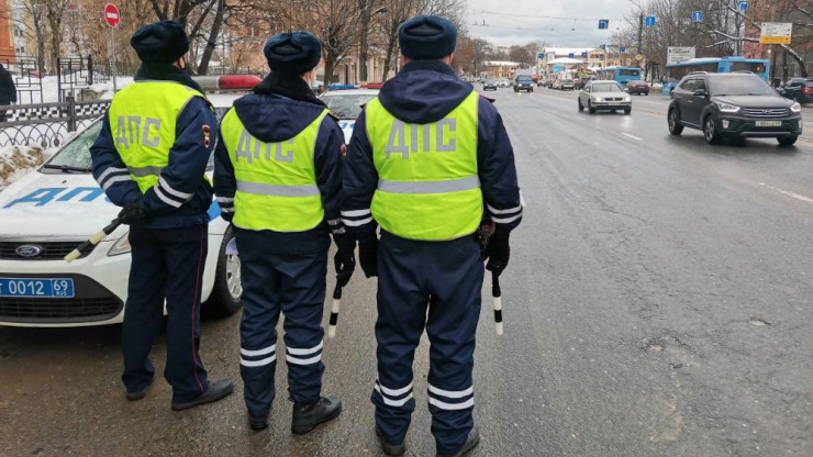 В выходные в Тверской области пройдет массовая проверка водителей - новости ТИА