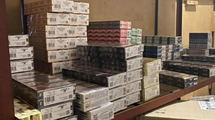 В Твери полицейские обнаружили склад с фальсифицированными сигаретами - новости ТИА