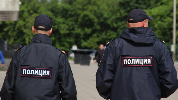 В Заволжском районе Твери полицейские задержали двоих пособников мошенников - новости ТИА