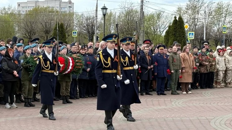 Жителям Тверской области раздадут более 120 тысяч георгиевских лент - новости ТИА
