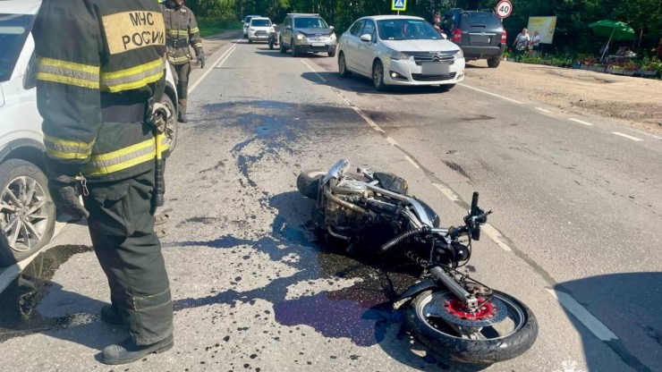 Под Тверью мотоциклист получил травмы в столкновении с автомобилем - новости ТИА