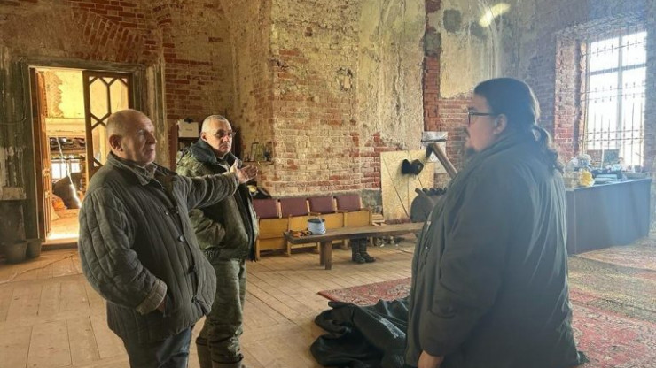 В храме в Котлованово начались работы по консервации кровли на колокольне - новости ТИА