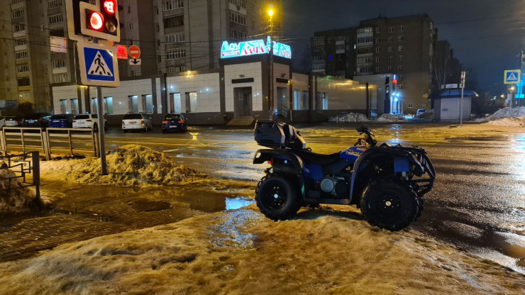 На Соминке в Твери перевернулся квадроцикл - новости ТИА