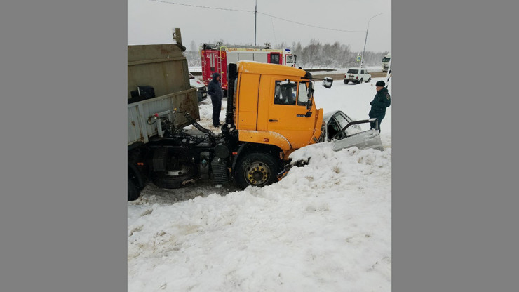 В Тверской области на трассе М-9  произошла смертельная авария - новости ТИА
