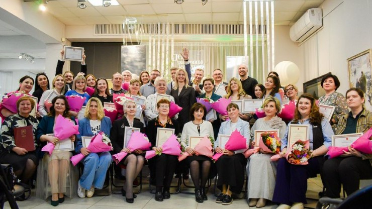 В Твери наградили сотрудников муниципальных учреждений культуры - новости ТИА