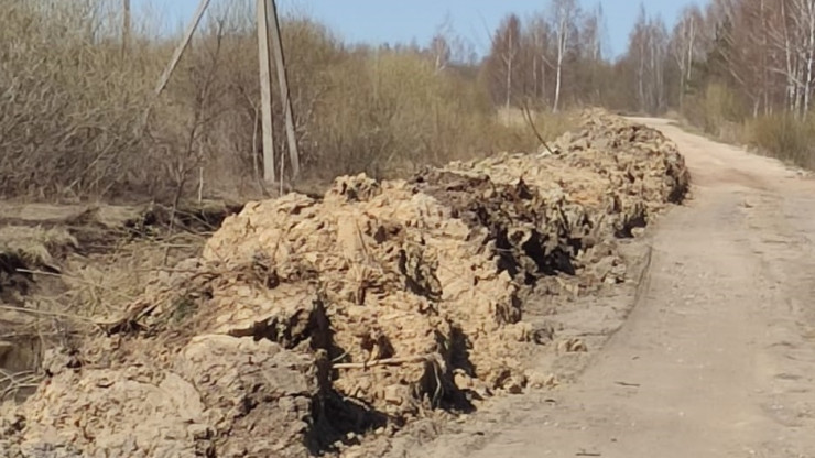Жители жалуются на состояние дороги в Калининском районе - народные новости ТИА