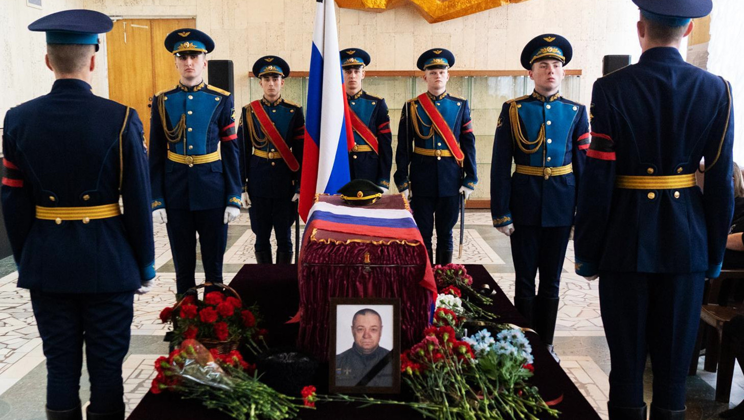 Тверь прощание с погибшими. Прощание с военнослужащими. Траурная церемония. Похороны Николая Борцова.