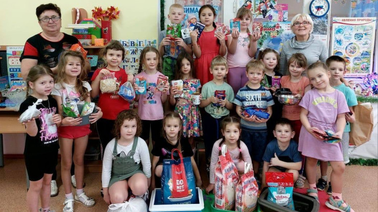 В Тверской области дети собрали подарки для бездомных животных - новости ТИА
