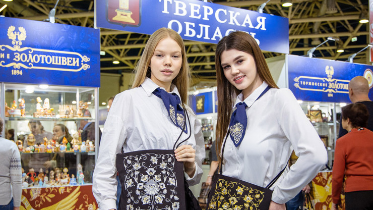 Мастерство "Торжокских золотошвей" привлекает туристов в Тверскую область - новости ТИА
