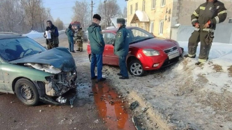 Трехлетний ребенок пострадал в ДТП в Вышневолоцком округе - новости ТИА