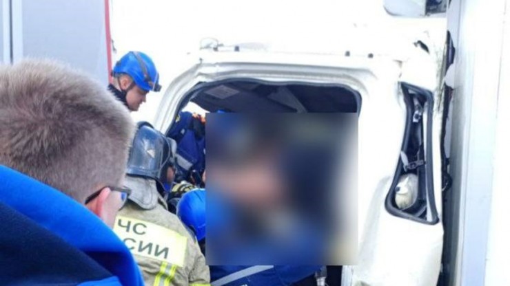 Спасатели МЧС устранили последствия серьезного ДТП в Конаковском округе - новости ТИА
