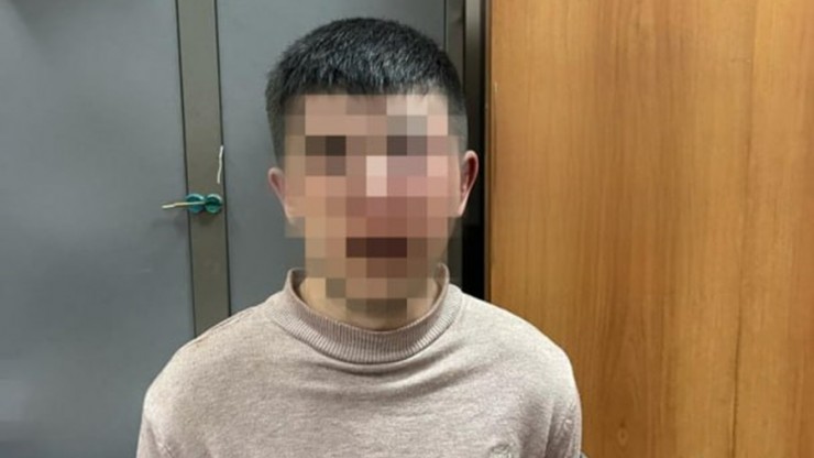 Тверские полицейские нашли в рюкзаке иностранца 53 пакетика с метадоном - новости ТИА