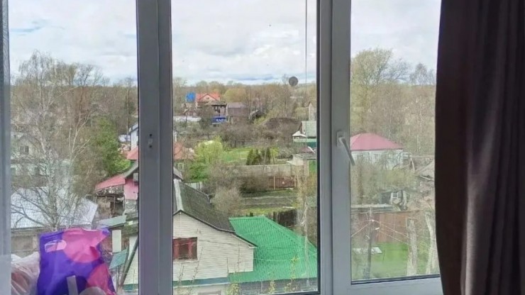 В Кимрах трёхлетний ребенок выпал с пятого этажа и погиб - новости ТИА