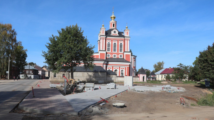 К 950-летию Торопца в городе устанавливают и ремонтируют памятники - новости ТИА