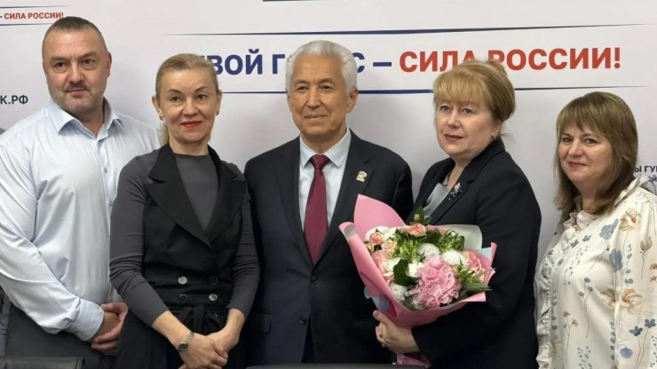 Владимир Васильев получил удостоверение депутата Государственной Думы девятого созыва - новости ТИА