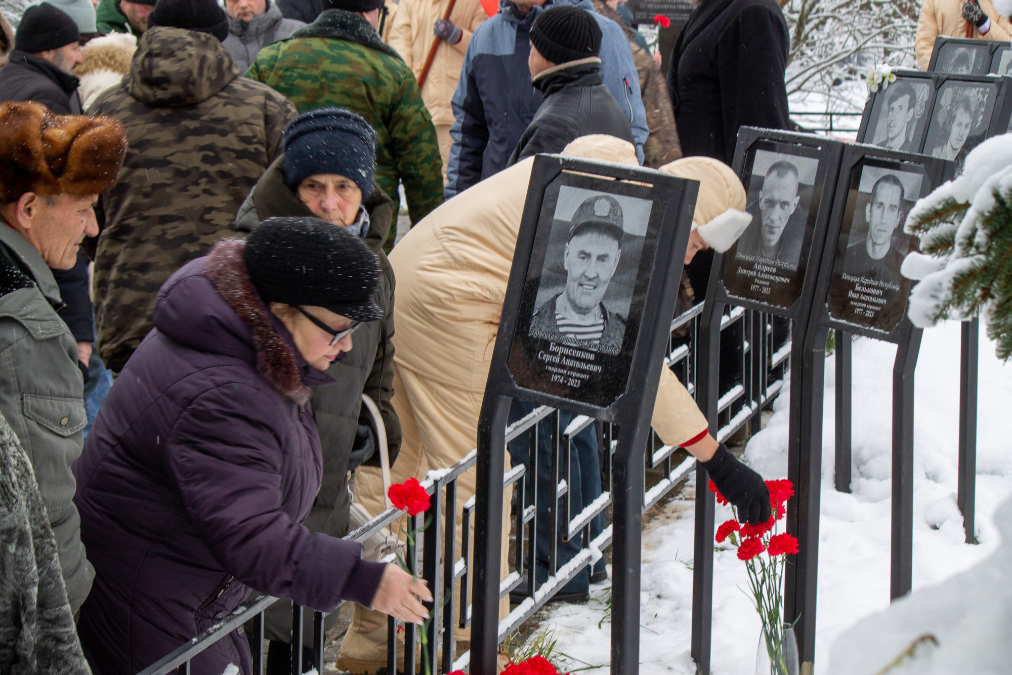 В Тверской области открыли три мемориальных доски в честь погибших в СВО  бойцов - ТИА