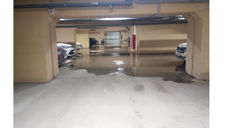 УК рассказала, кто виноват в потопе на подземной парковке в доме в Твери - новости ТИА